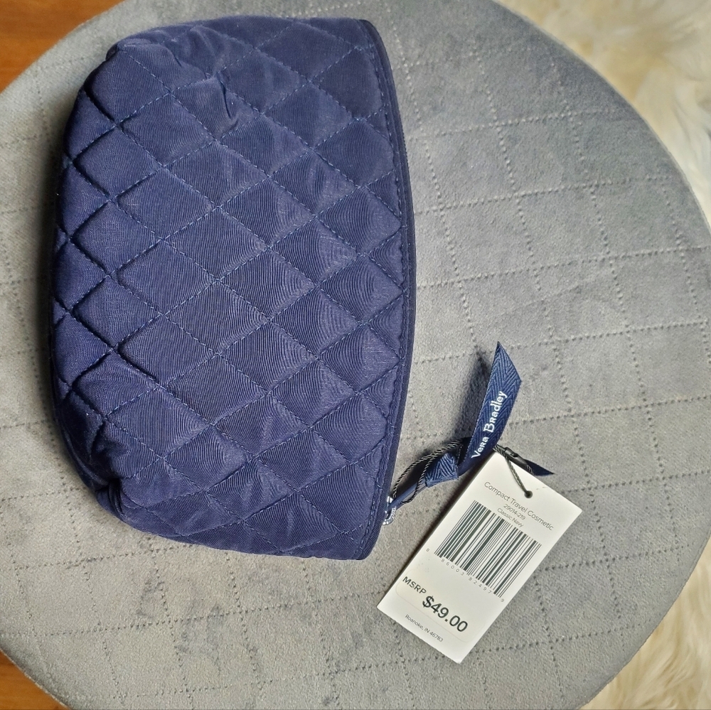 Vera Bradley Quilted Blue Cosmetic Pouch NWT - Picture 7 of 8